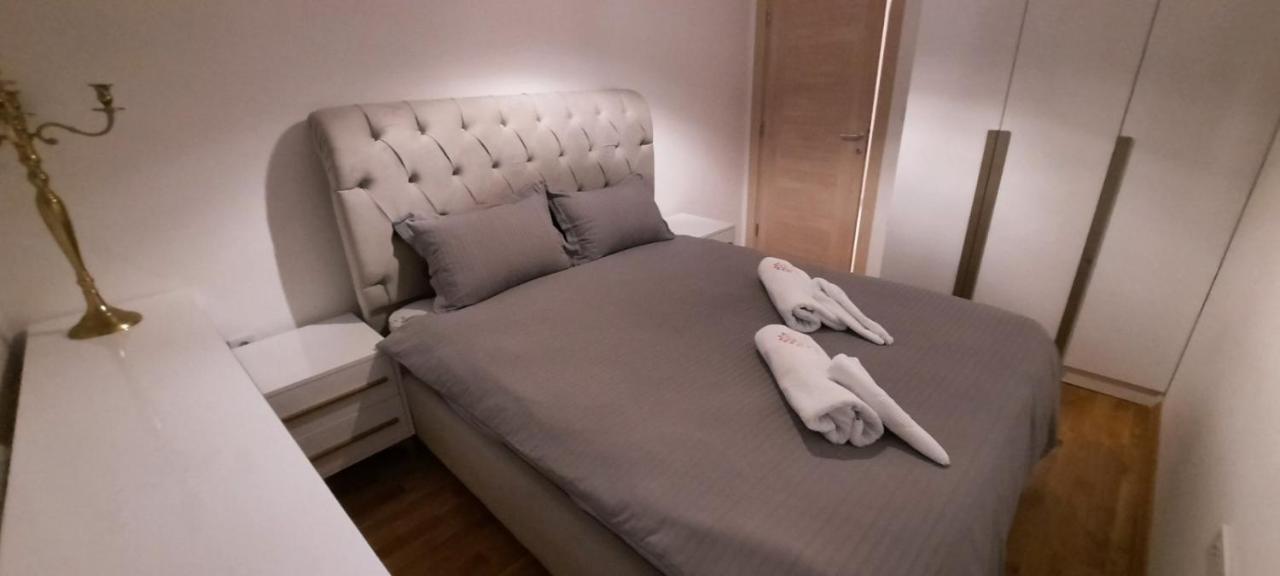 Luxury Apartment Iva II Skopie Exterior foto